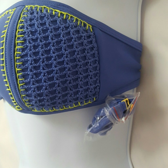 Bikini Top Small - Picture 2 of 4